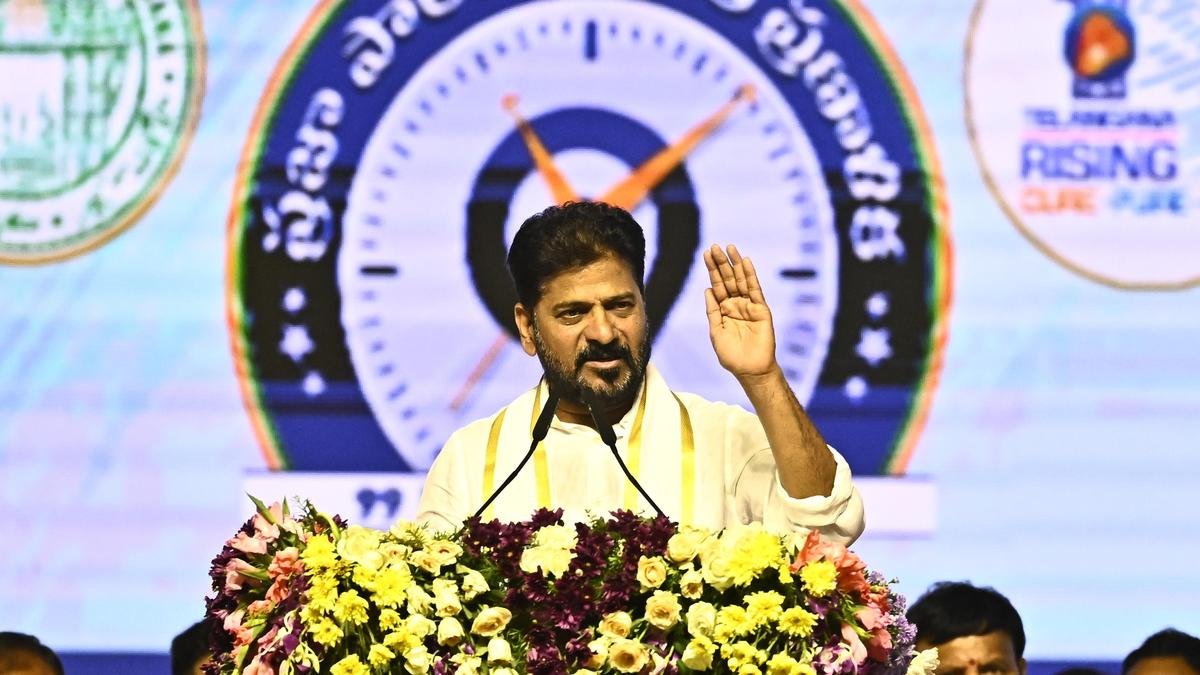 Revanth Reddy charges Kishan Reddy with influencing Union Ministers against granting approvals to Telangana projects