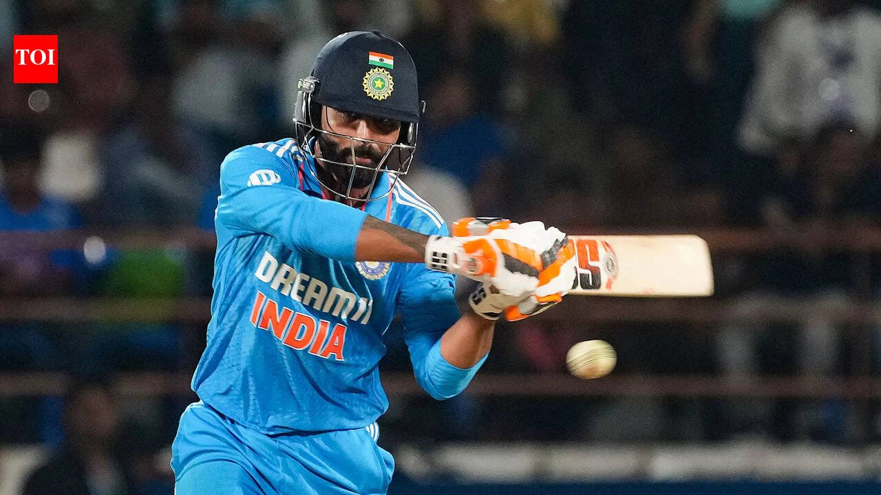'Foolish to write him off': Ex-India captain backs veteran for ODI WC27