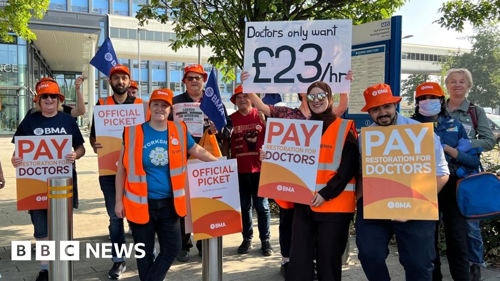 Cancellations 'unavoidable' during hospital strike