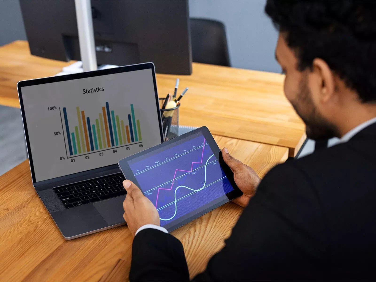 Market Trading Guide: YES Bank among two stock picks for Monday with up to 10% upside scope