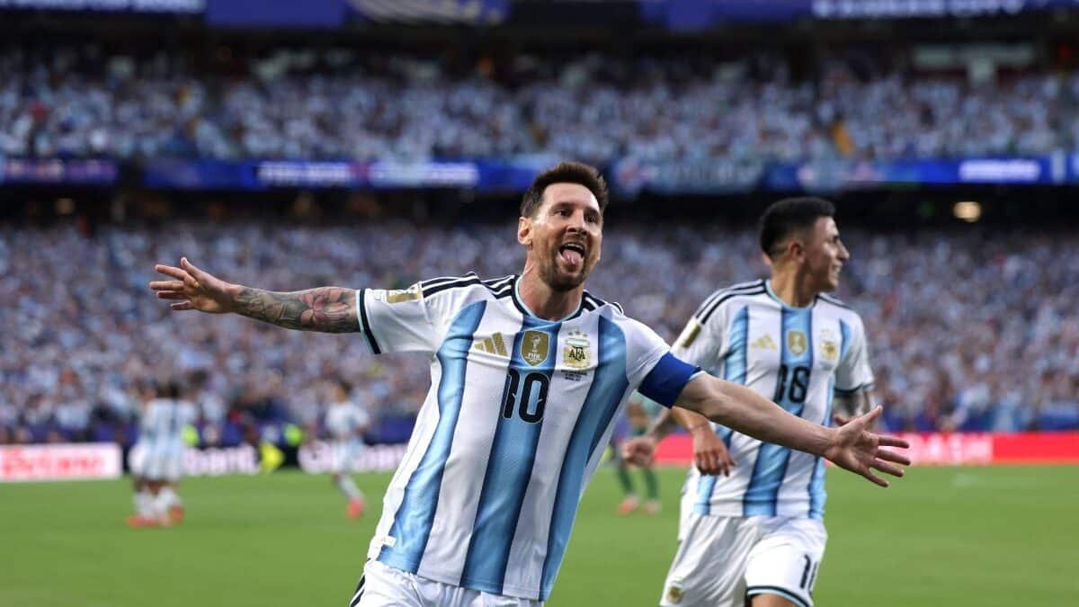 Messi makes World Cup history as Argentina captain breaks multiple records against Algeria