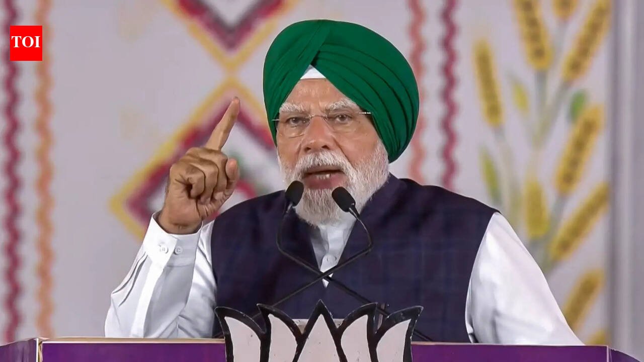 'Kattar Beimaan Party': PM Modi attacks AAP on corruption, law and order at Jalandhar rally