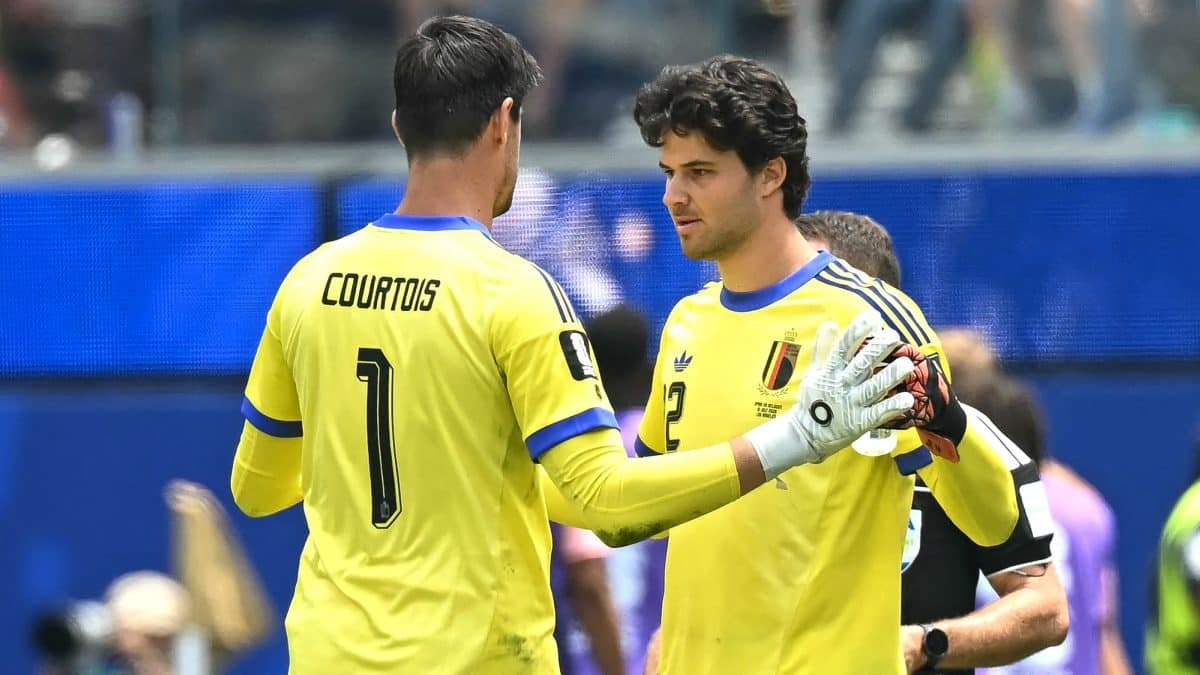 Belgium goalkeeper crushed by costly error that ended World Cup semifinal hopes; Courtois stands by teammate