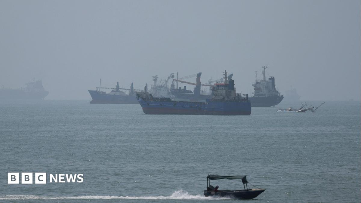 US and Iran trade strikes for first time in weeks