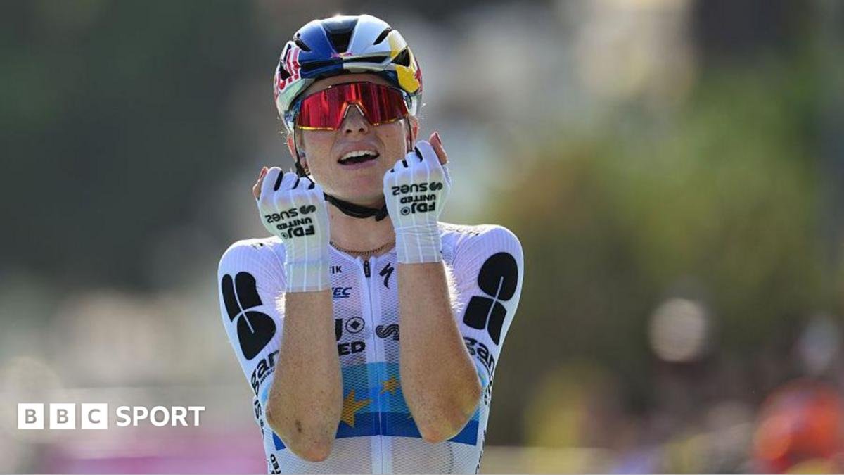Vollering wins stage to claim Tour lead before final day