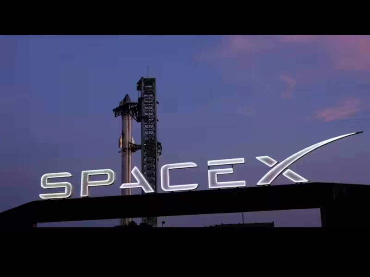 US stocks: Retail investors sold SpaceX shares for first time on Friday