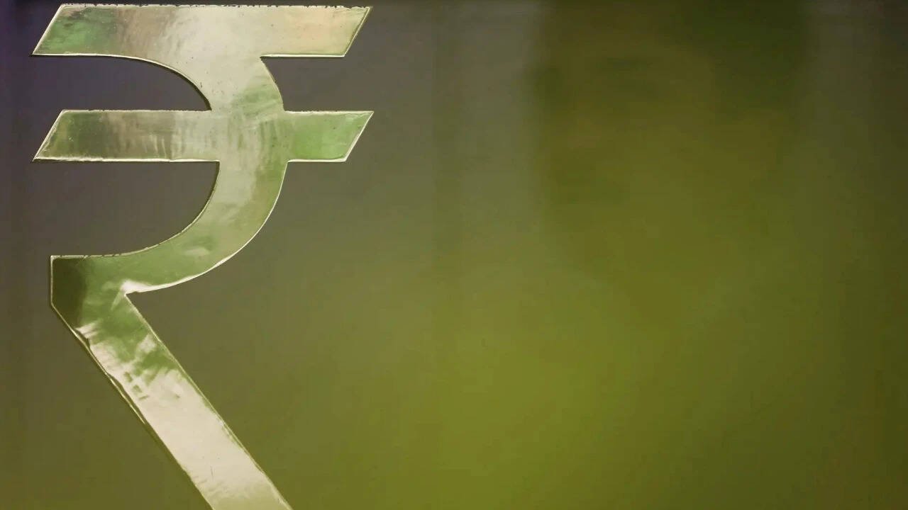 Rupee slumps 38 paise to close at 95.46 against US dollar