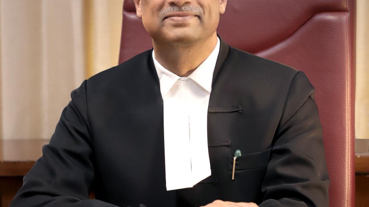Justice V. Kameswar Rao takes oath as Chief Justice of Patna High Court