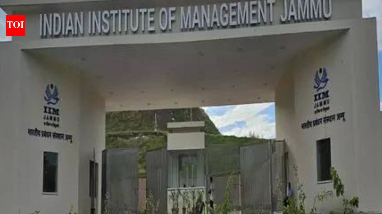 Rs 500 fine for missing PM Modi's birthday event? Congress leader claims IIM Jammu sent notice to students