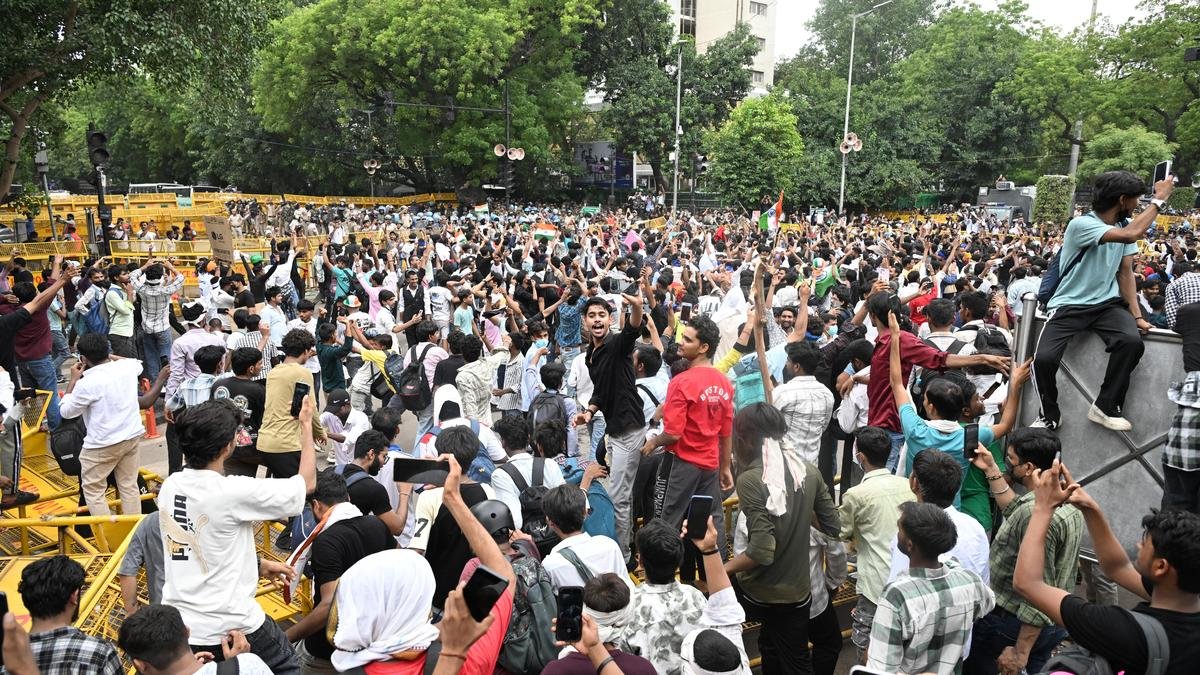 After Supreme Court refusal to halt CJP march, Delhi Police seeks quashing of FIRs against NEET-UG protesters, students