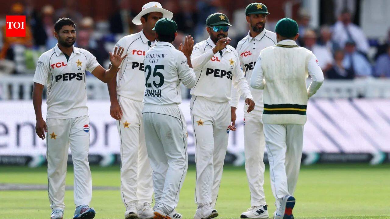Phones confiscated, players sent home: Match-fixing cloud hangs over Pakistan cricket again