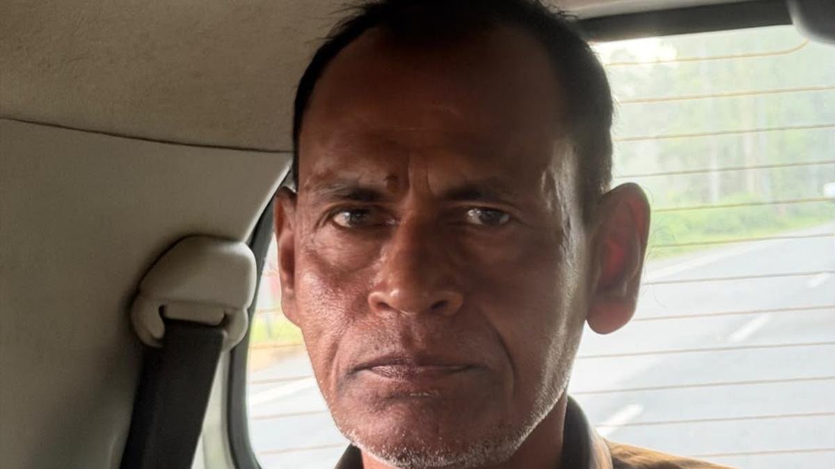 West Bengal police arrest top Maoist leader Akash