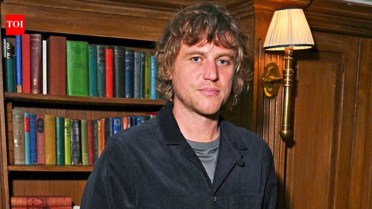 Johnny Flynn says private schools should be ‘burnt to the ground’ after ‘traumatic’ experience