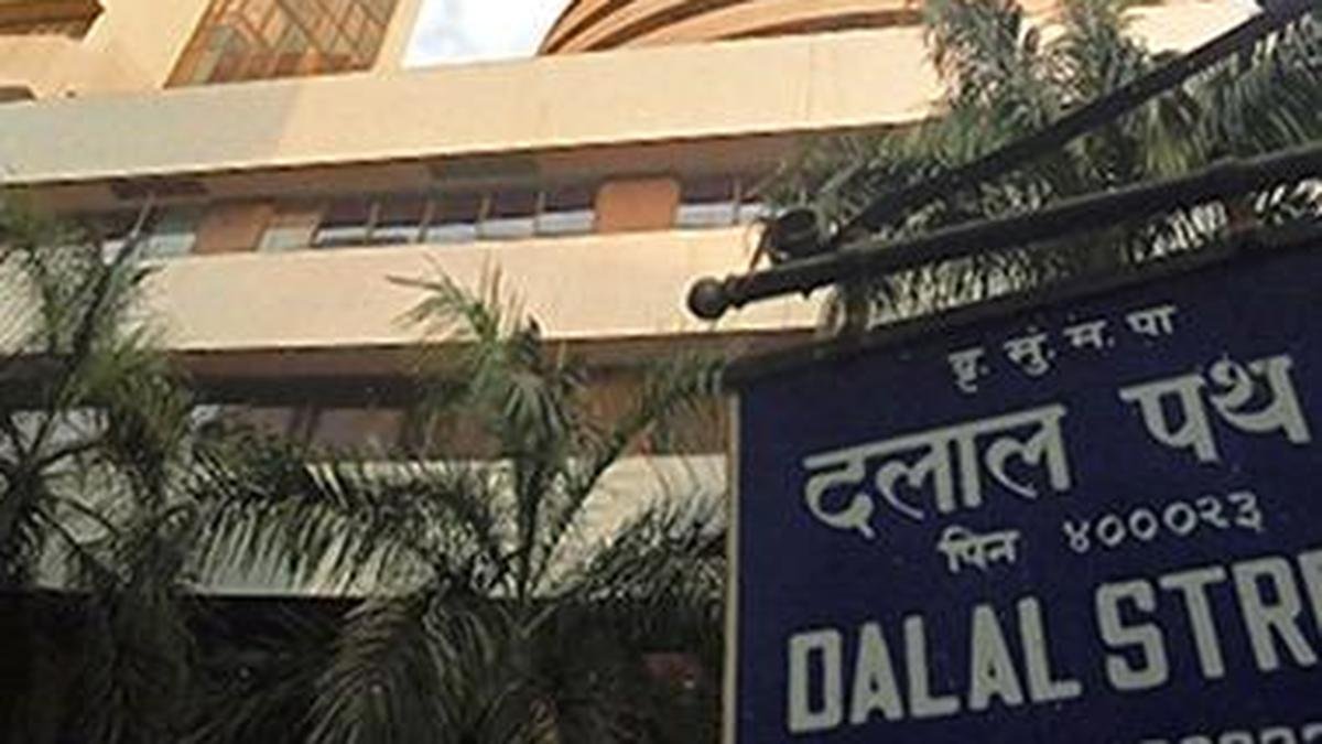 Markets rebound after three-day decline; Sensex gains on buying in HDFC, Axis Bank