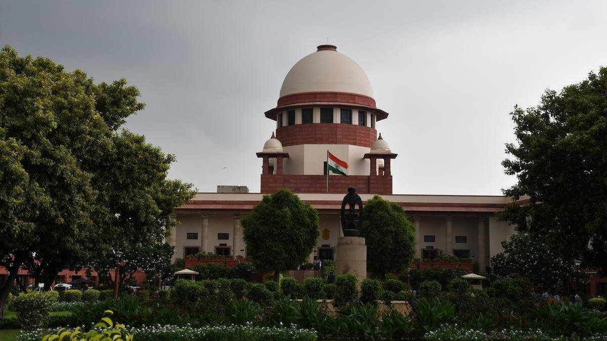 NEET-UG protests: Supreme Court questions U.P. Magistrate’s notice to student despite bar