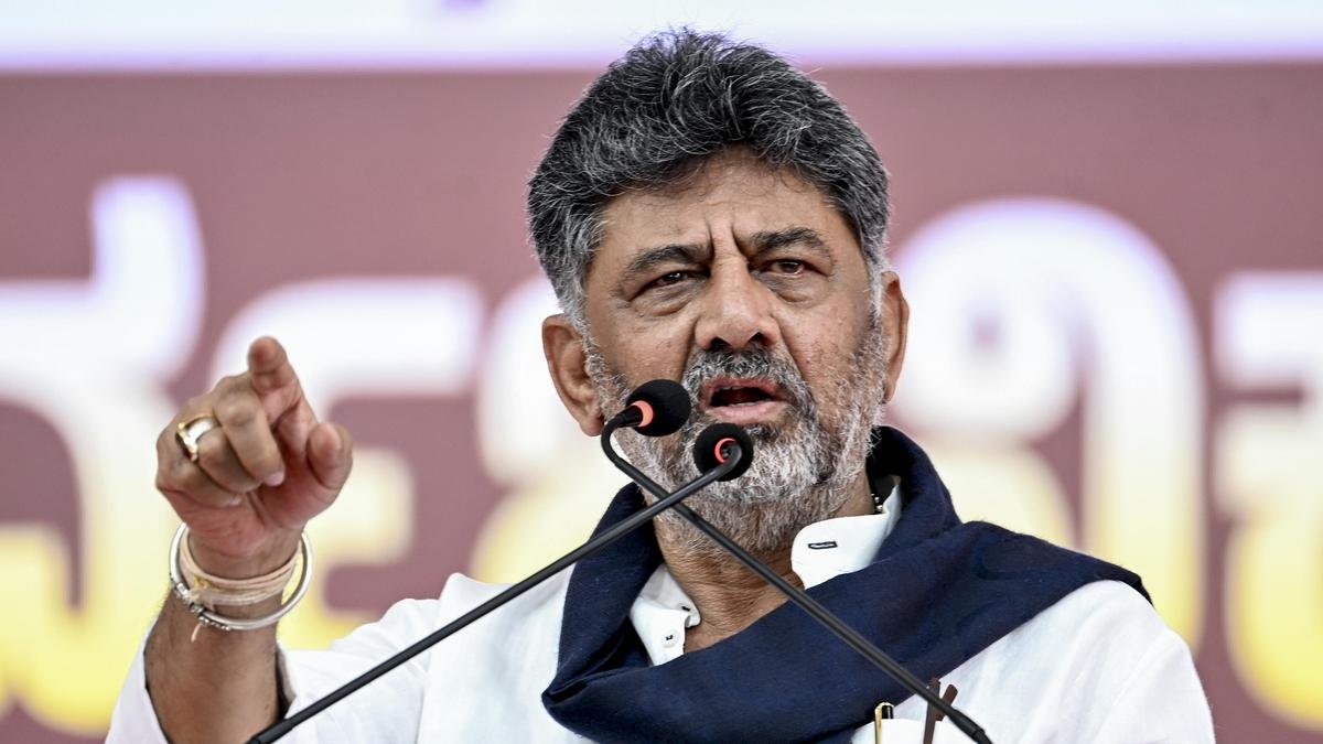 D.K. Shivakumar petitions Defence Minister seeking land for seven projects