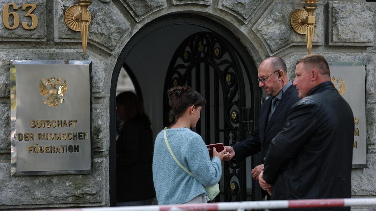 Russia reports mass cyberattacks targeting elections