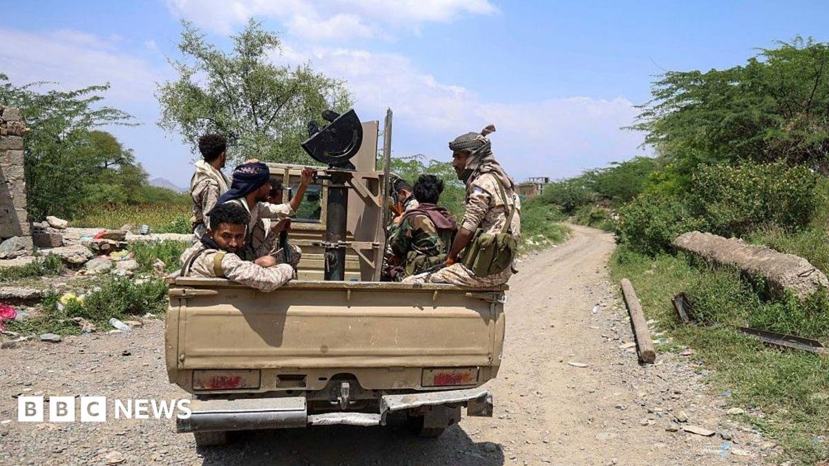Yemen's government announces all-out war to reclaim land from Houthis
