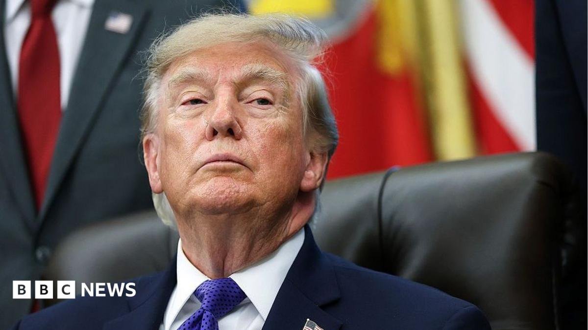 Trump chooses top spy boss to run new AI taskforce
