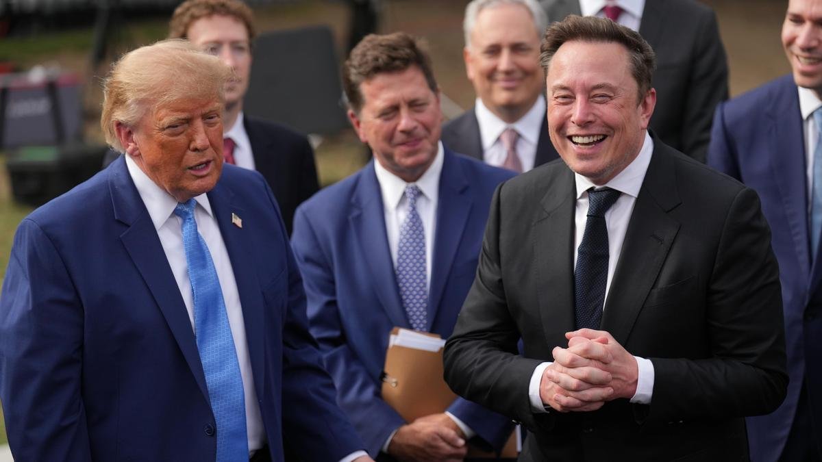 Trump releases AI accord with tech executives