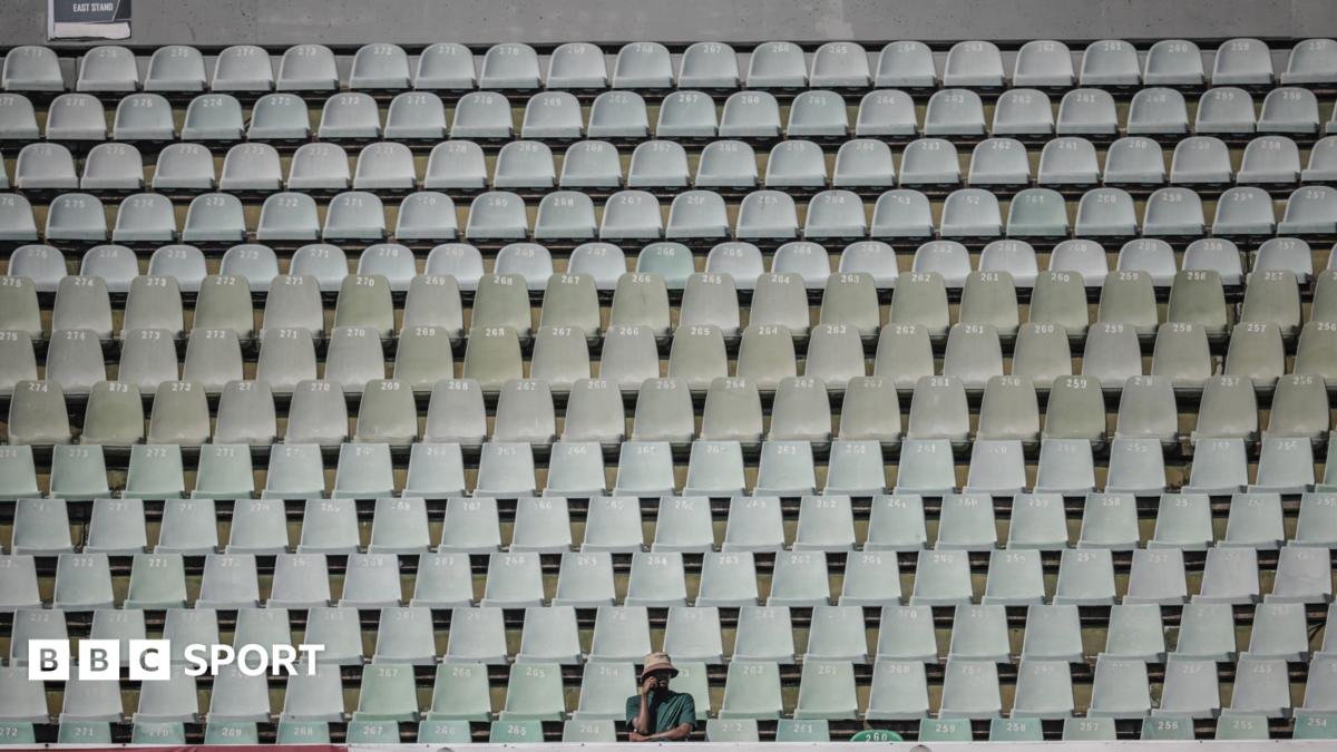 SA chief pledges review over 'disappointing' Test crowds