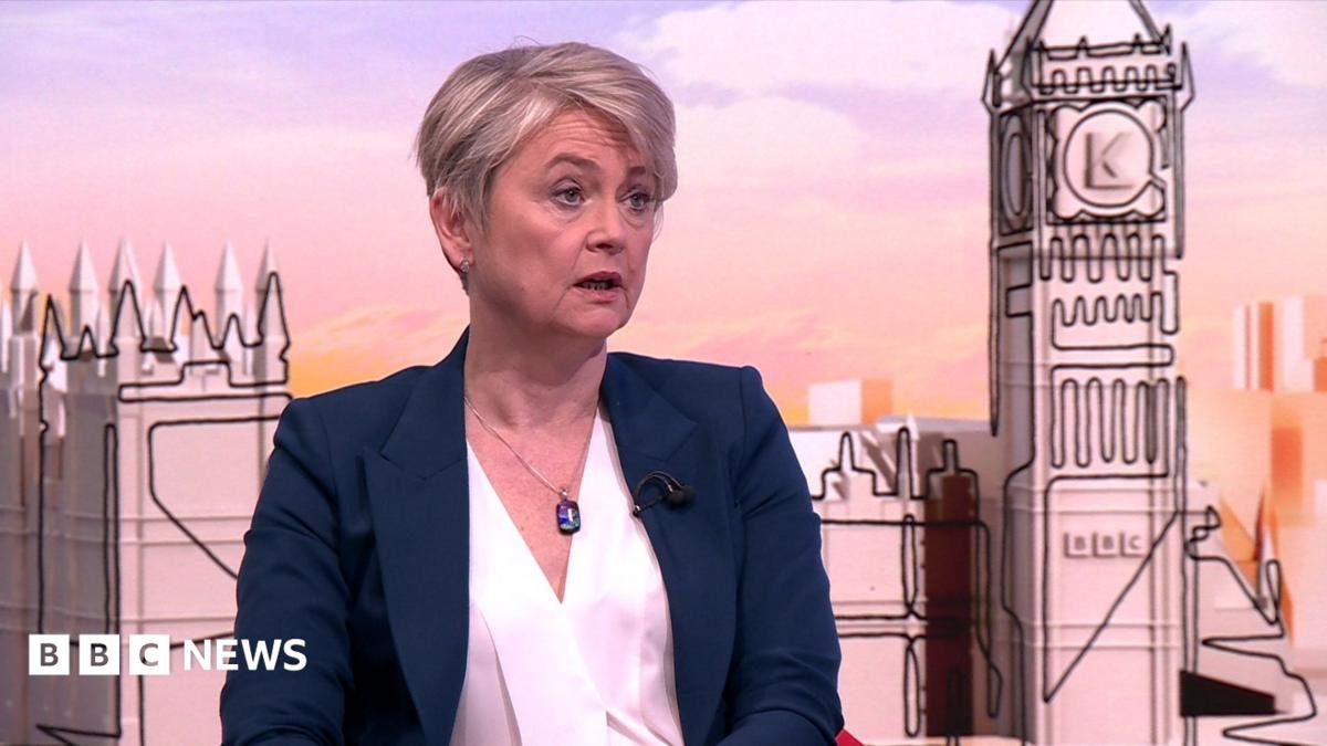 Ending corridor care in hospitals for children a priority, says health secretary