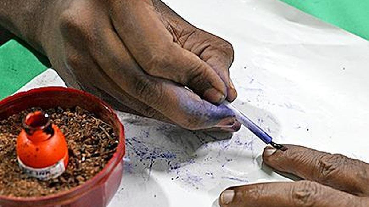 Parliamentary panel on simultaneous polls Bill cancels visit to Supreme Court after objection from Opposition